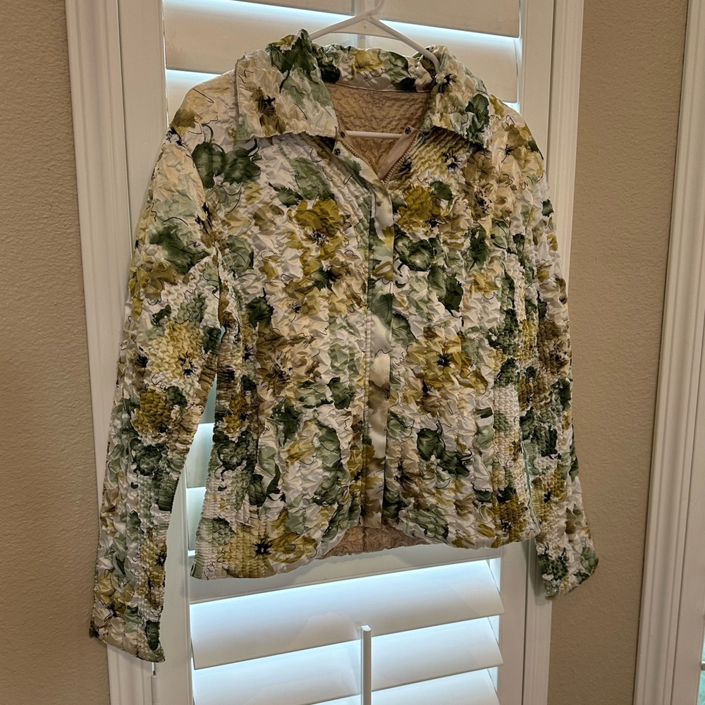 UBU Reversible Gold and Floral Lightweight Quilted Women's Jacket Size Medium
